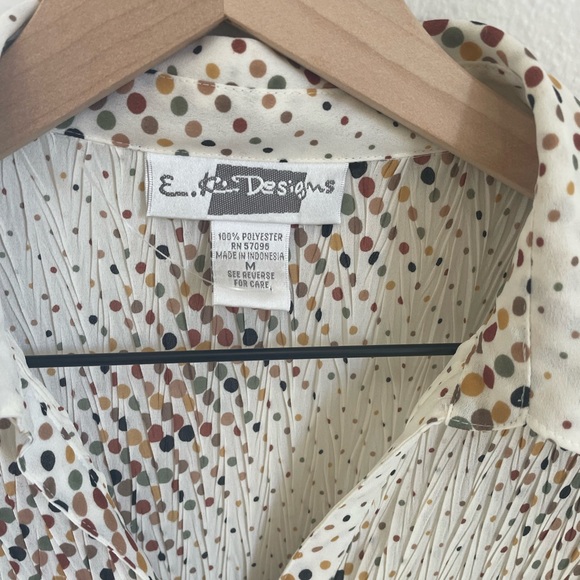 Vintage Crinkle Button Up - Picture 5 of 7